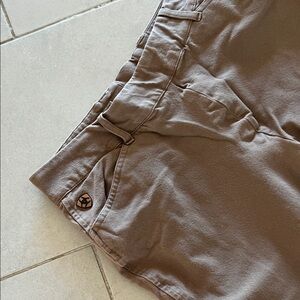 Ariat brown women’s riding breeches 94% cotton 6% spandex